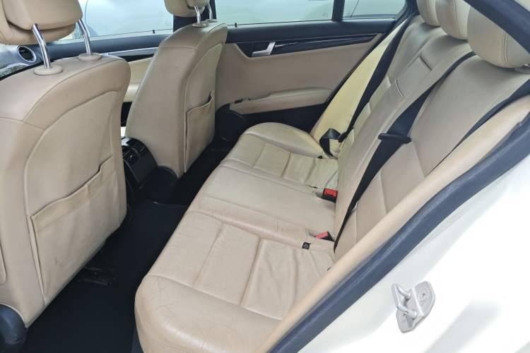 Used Mercedes-Benz C-Class 2011 C 200 CGI Fashion Model Left Rear Seat
