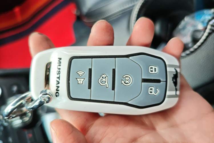 Used Ford Mustang 2015 2.3T Automatic U.S.-Spec Version