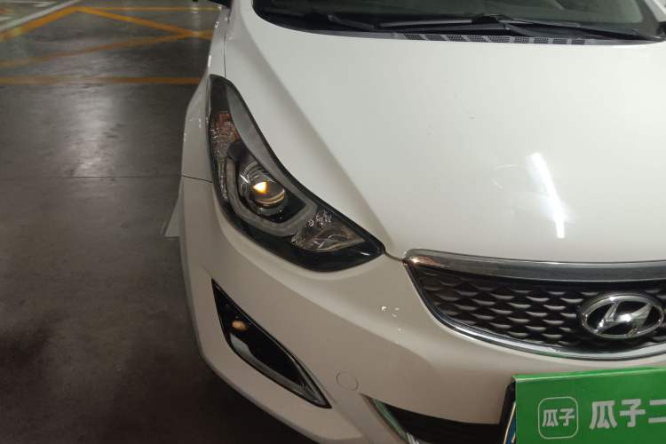 Used Hyundai Elantra (5th Generation / Langdong) 2016 1.6L Automatic Smart Version

