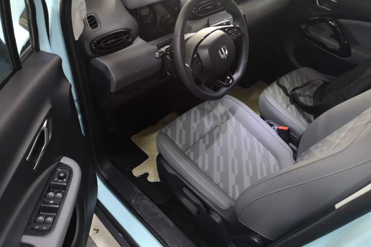 Used Leapmotor T03 2025 403 Comfort Edition Driver Seat