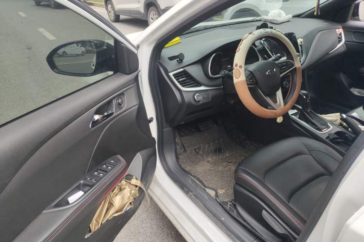 Used Chevrolet Monza 2019 RS 330T Automatic Comfort Edition China VI Standard
