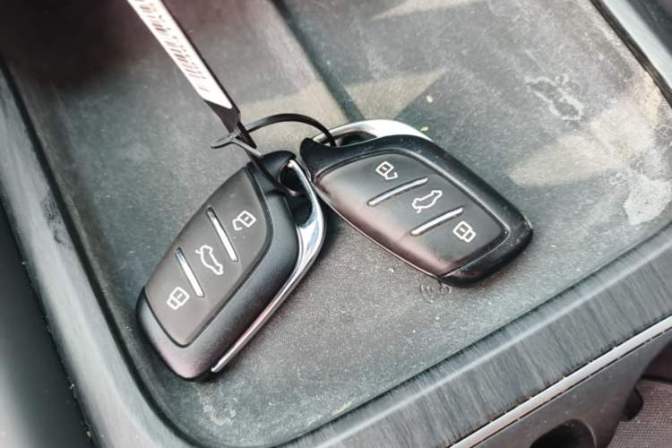 Used Roewe D7 2025 DMH 125km World Champion Edition