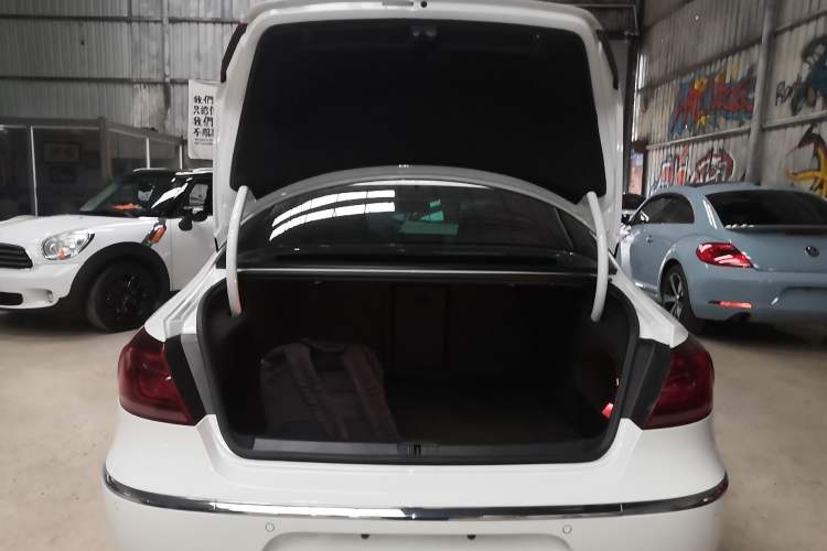 Used Volkswagen FAW-Volkswagen CC 2015 1.8TSI Luxury Model