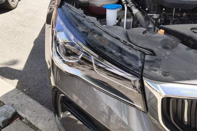 Used Geely Auto Emgrand 2023 4th Generation Champion Edition 1.5L CVT Prestige Model Right Front Headlight