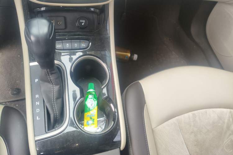 Used Buick Verano 2015 Sedan 15S Automatic Leading Model Gear Lever