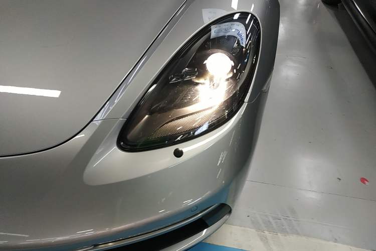 Used Porsche 718 2022 Spyder 2.0T