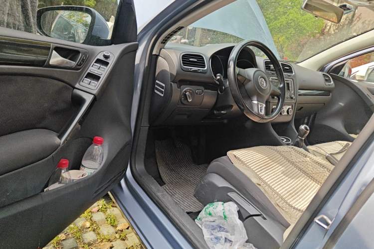 Used Volkswagen Golf 2012 1.4 TSI Manual Comfort Edition Driver Seat