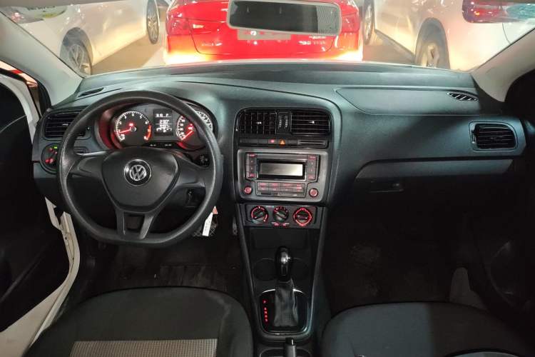 Used Volkswagen Polo 2016 1.4L Automatic Trendy Model
