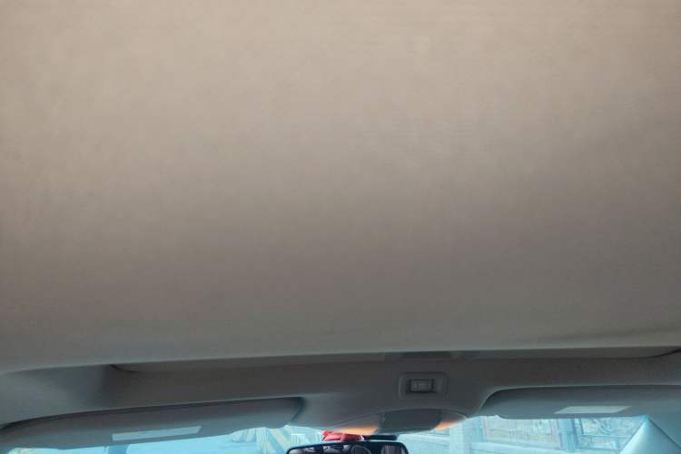 Used Infiniti QX60 2018 2.5 S/C Hybrid Four-Wheel-Drive Champion Family Edition Headliner