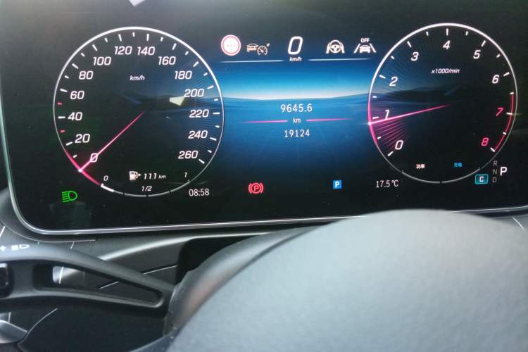 Used Mercedes-Benz C-Class 2024 Facelifted C-Class 260 L Night Edition Sports Version