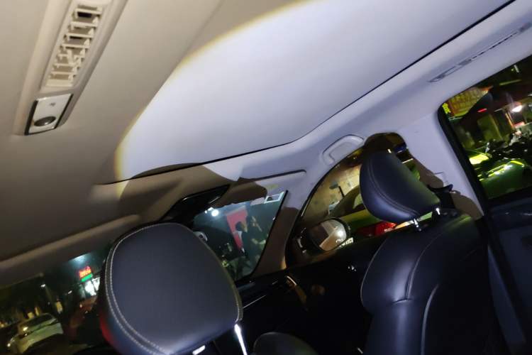 Used CHANGAN OSHAN COS1 2020 GT 2.0T Automatic Fashionable Smart Connect 6-Seater