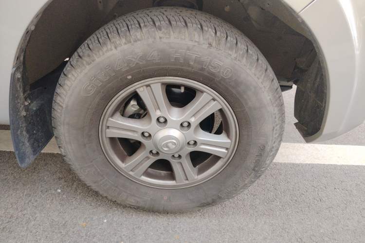 Used Great Wall Wingle 5 2023 "Ganfan" Version 1.5T Gasoline Two-Wheel-Drive Advanced Trim with Long Cargo Bed
