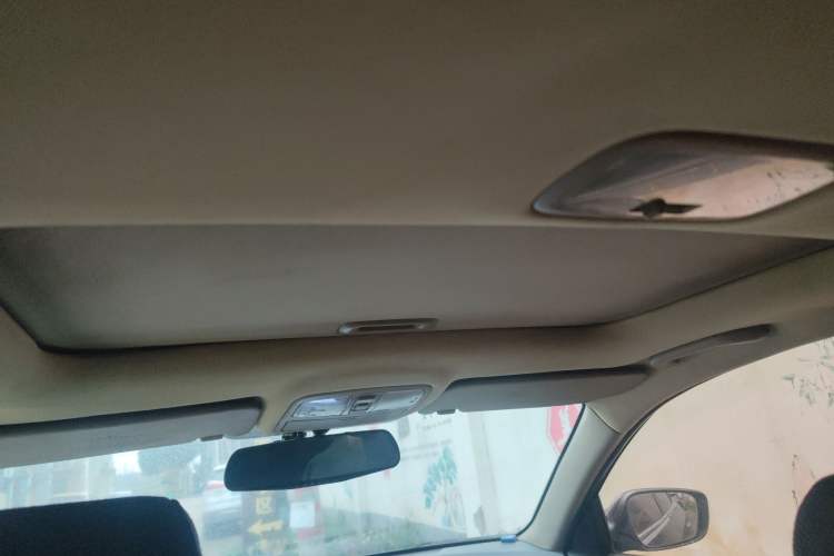 Used Hyundai Celesta 2011 1.6L Manual Luxury Model
