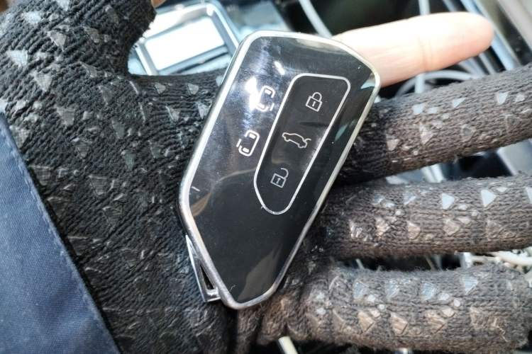 Used Volkswagen Viloran 2023 Revised 380TSI Prestige Edition
