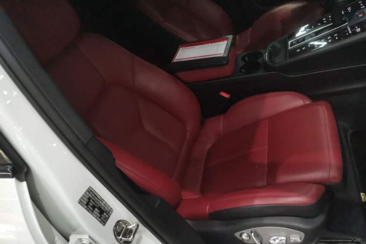 Used Porsche Macan 2023 Macan 2.0T
