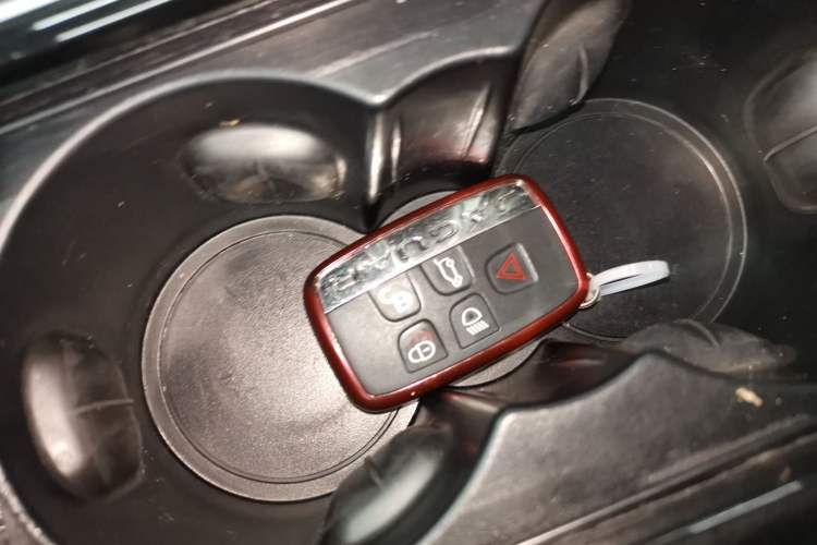 Used Jaguar F-PACE 2020 2.0T Urban Deluxe Edition