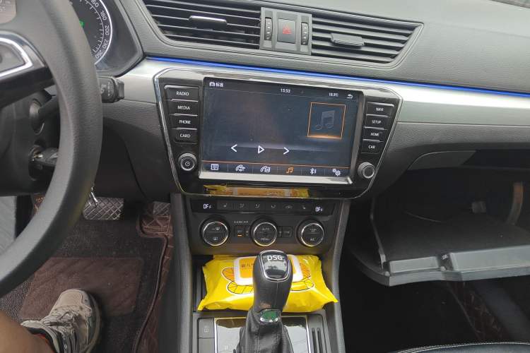 Used Skoda Superb 2016 TSI330 DSG Innovation Edition
