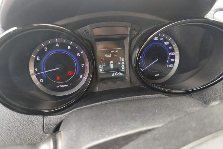 Used CHANGAN CS15 2016 1.5L Manual Fashion Edition Odometer Close Up