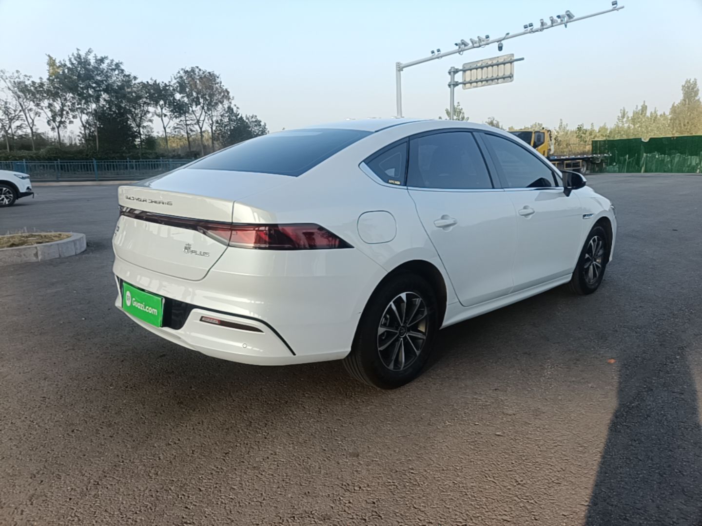 BYD Qin PLUS 2024 HONOR Edition DM-i 55KM Leading Model — снимка 6