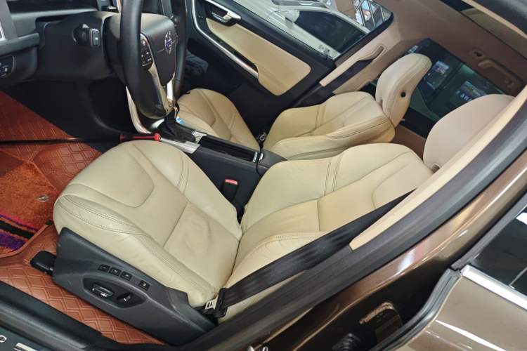 Used Volvo XC60 2014 T5 Zhiya Edition