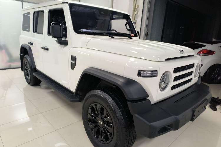 Used 212 T01 2024 2.0T Explorer