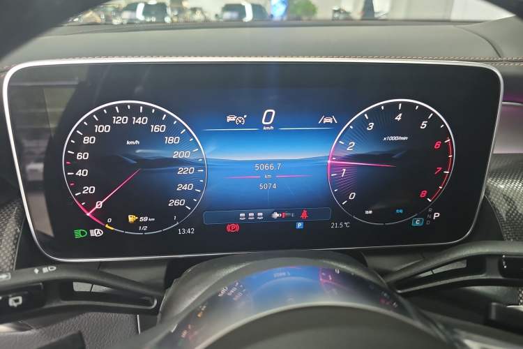 Used Mercedes-Benz GLC 2026 GLC 260 L 4MATIC Classic Edition Instrument Cluster