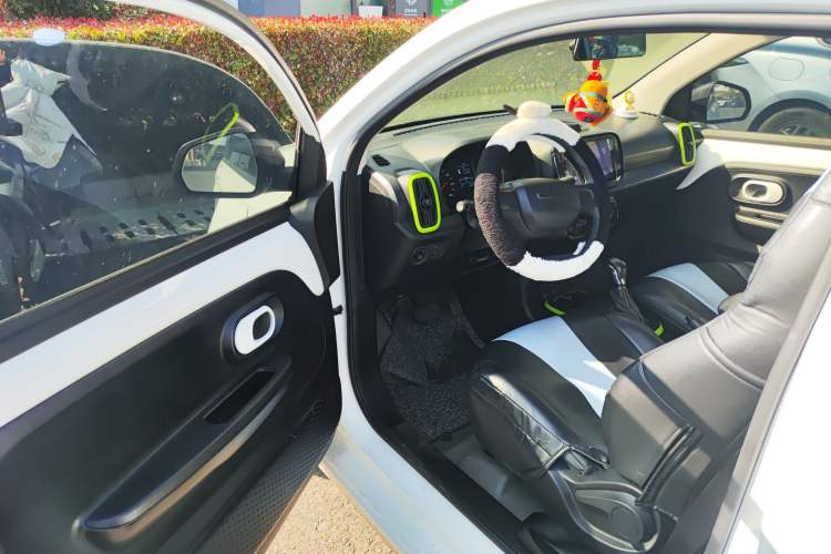 Used Roewe Clever 2021 302km All-Round Version
