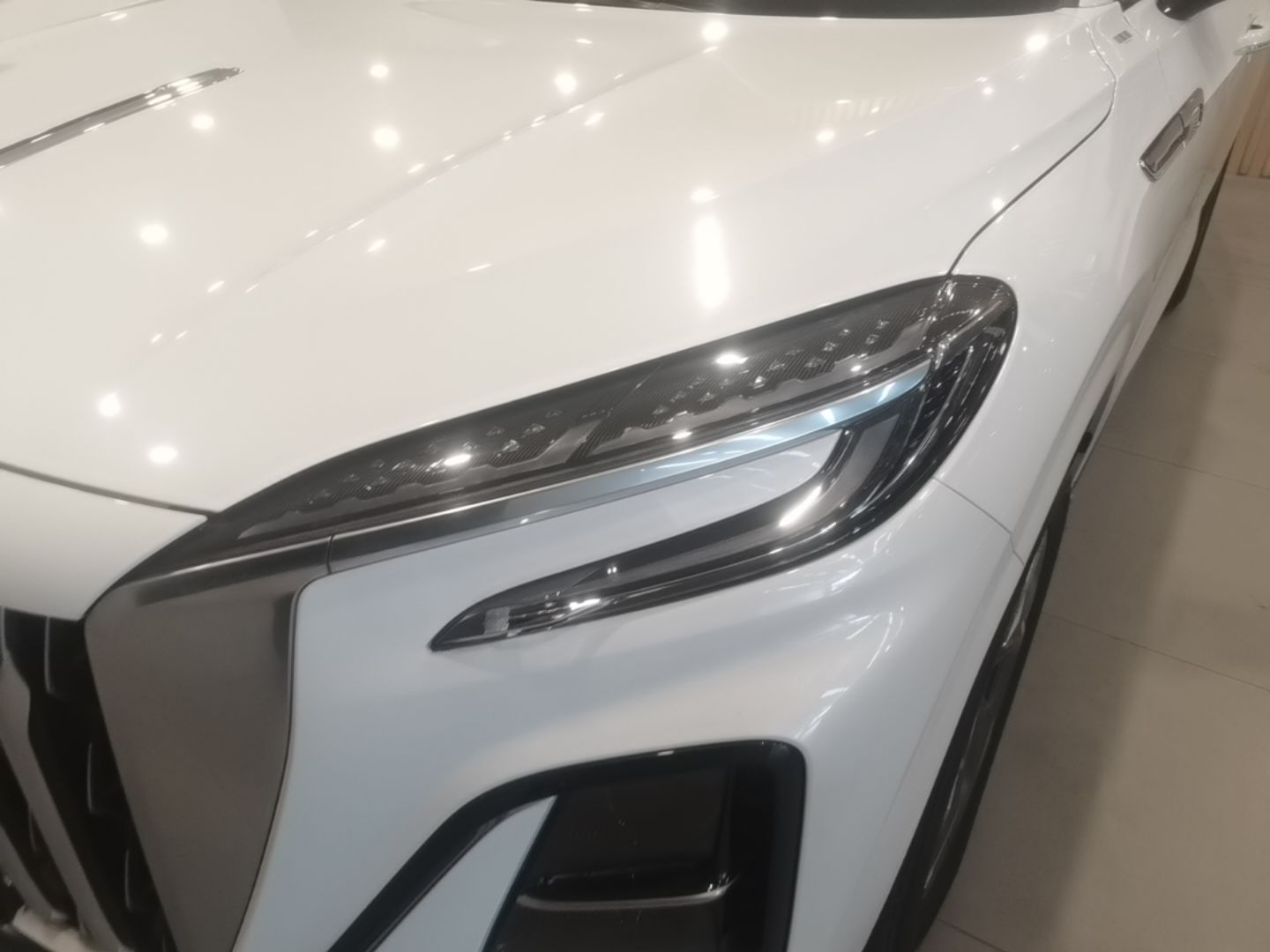 Hongqi HS3 PHEV 2025 Model 125km Jingwei 2 Millionth Anniversary Edition — снимка 8