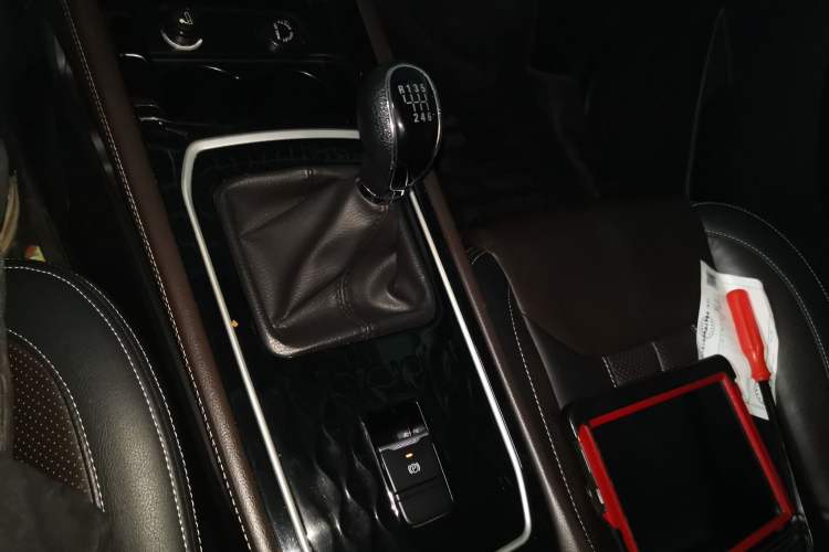 Used Dongfeng Fengon 580 2020 1.5T Manual Luxury Version