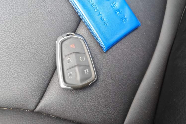 Used Cadillac XT6 2021 2.0T 6-Seater Two-Wheel Drive Luxury Version
