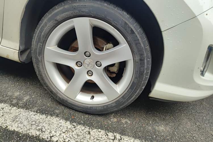 Used Peugeot 408 2013 2.0L Automatic Comfort Edition