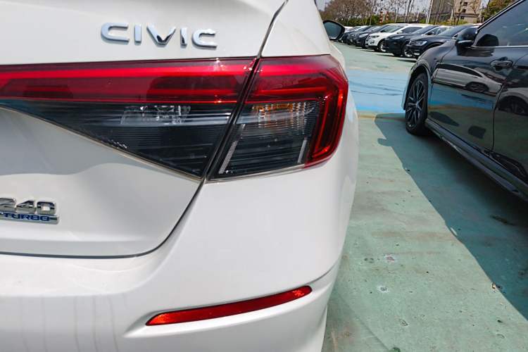 Used Honda Civic 2022 240TURBO CVT Dynamic Edition
