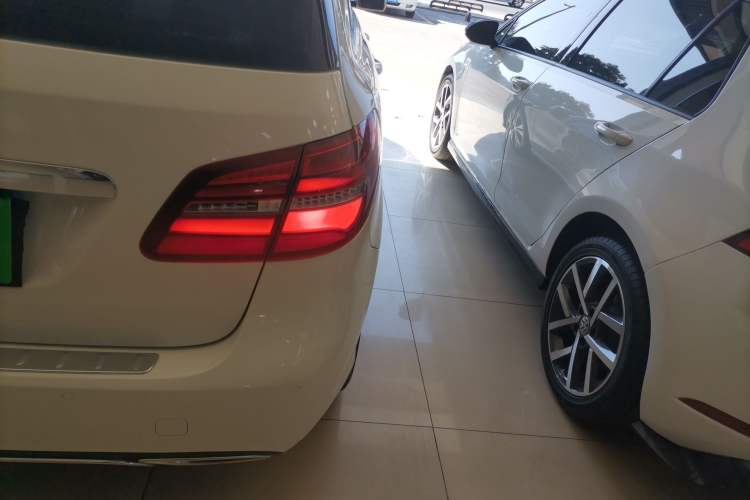 Used Mercedes-Benz B-Class 2015 B 200 Fashion Model
