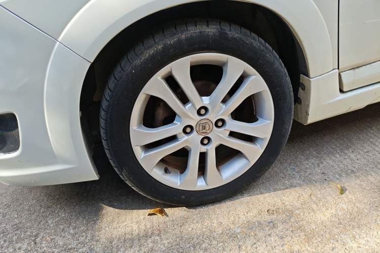 Used Suzuki Liana A6 2015 Sedan 1.4L Manual Enjoyment Model
