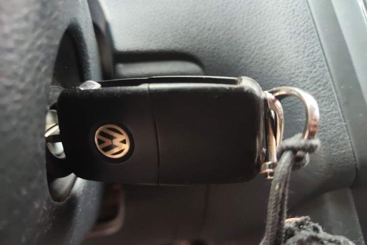 Used Volkswagen Polo 2014 1.6L Automatic Comfort Edition Vehicle Key