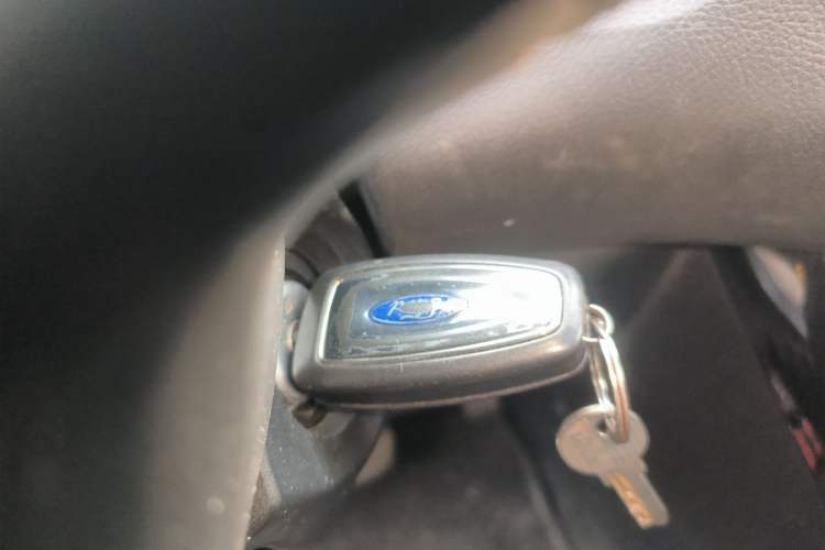 Used Ford Focus 2015 Sedan 1.6L Automatic Trend Model