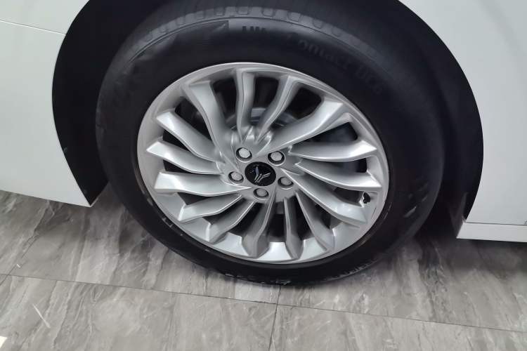 Used VOYAH Dream 2022 Low-Carbon Edition Plus Intelligent Driving Package