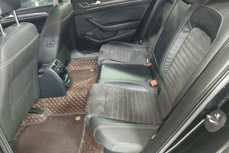 Used Volkswagen Magotan 2020 330TSI DSG Luxury Edition
