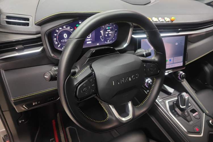 Used Lynk & Co 05 2023 2.0TD Two-Wheel Drive Shine Halo
