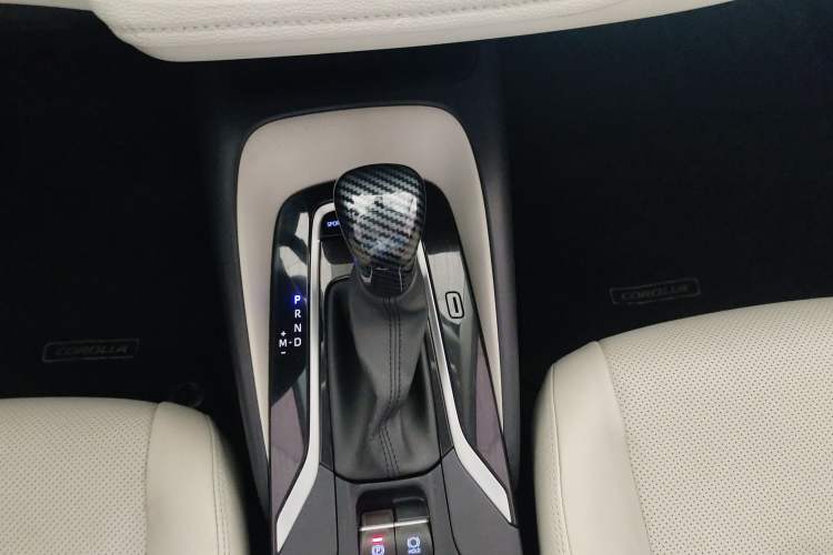 Used Toyota Corolla 2021 1.2T S-CVT Luxury Edition
