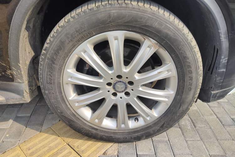 Used Mercedes-Benz GLE Coupe 2015 GLE 320 4MATIC Coupe SUV Right Front Wheel Hub