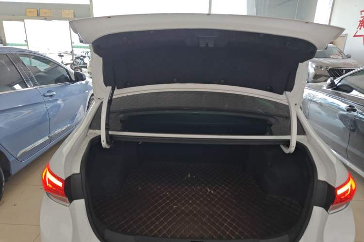 Used Buick GT 2019 15T Dual-Clutch Advanced Version China VI Standard
