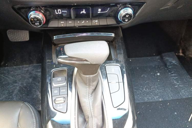 Used Chevrolet Menlo 2023 Star Enjoyment Version Plus Gear Lever