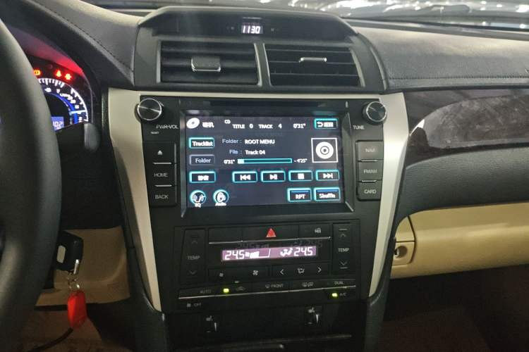 Used Toyota Camry 2015 2.0G Premier Edition Audio And AC Panel