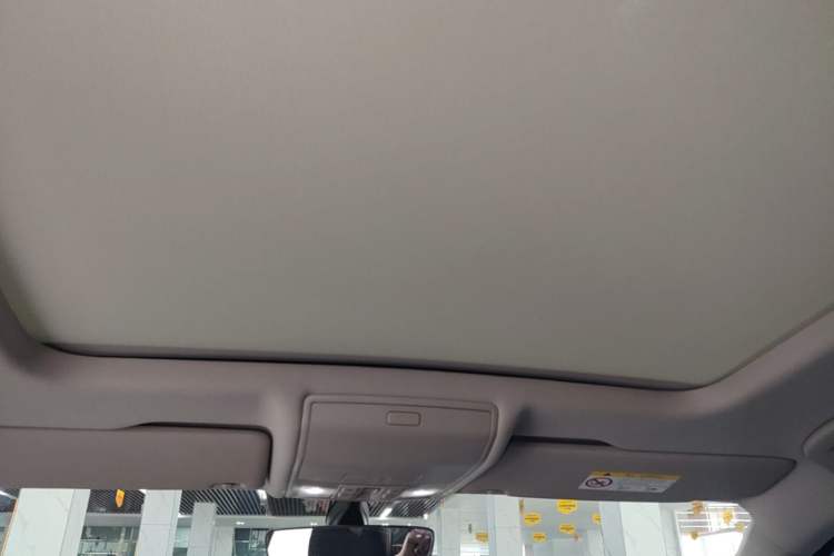 Used Volkswagen Tiguan L 2024 330TSI Automatic Two-Wheel Drive R-Line Enhanced Edition