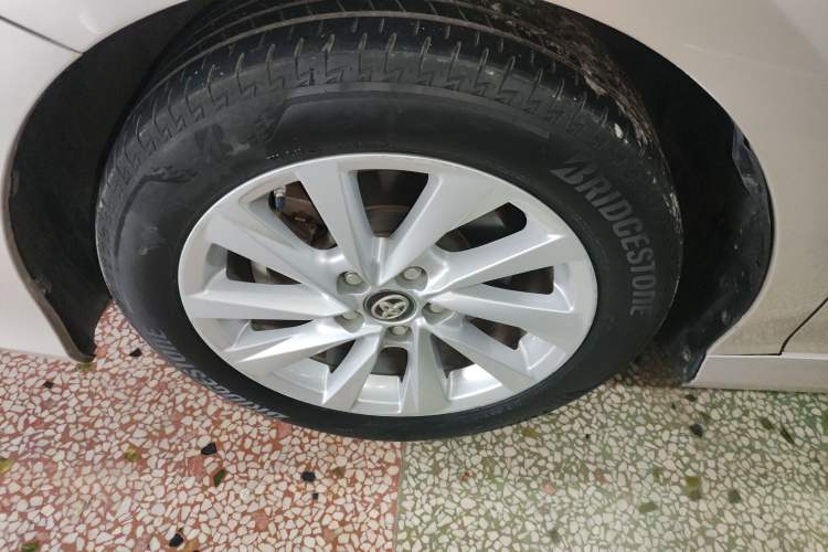 Used Toyota Camry 2021 2.0G Luxury Edition
