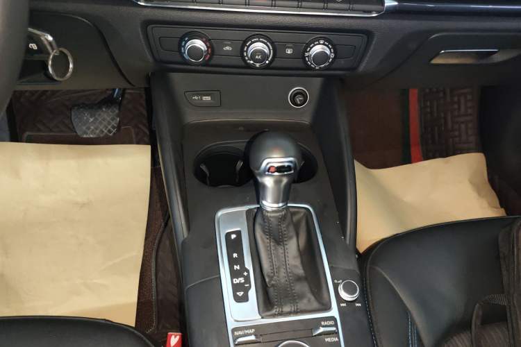 Used Audi A3 2020 Limousine 35 TFSI Fashion Edition China VI Emission Standard