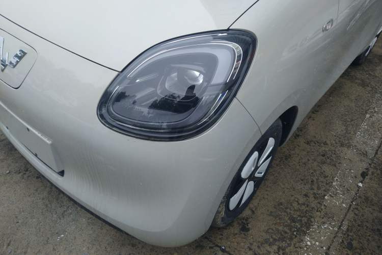 Used Wuling Hongguang MINIEV 2025 Four-Door Version Advanced Edition
