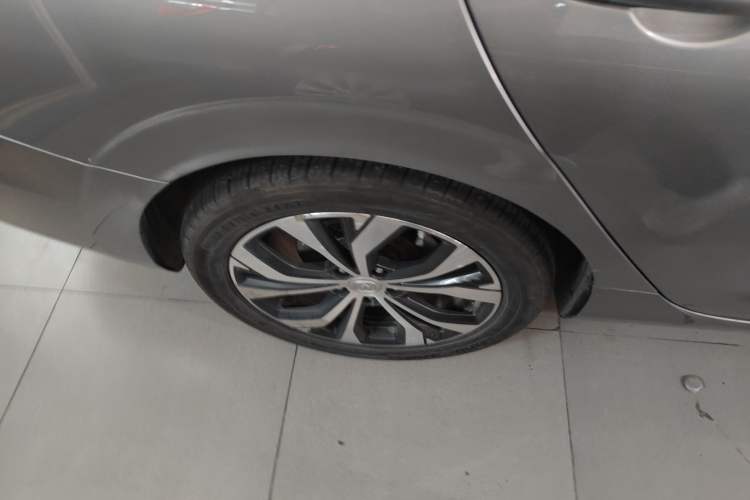 Used CHANGAN Eado 2021 PLUS Blue Whale NE 1.4T GDI DCT Flagship Model Exterior 3