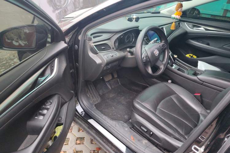 Used Buick LaCrosse 2019 28T Luxury Version